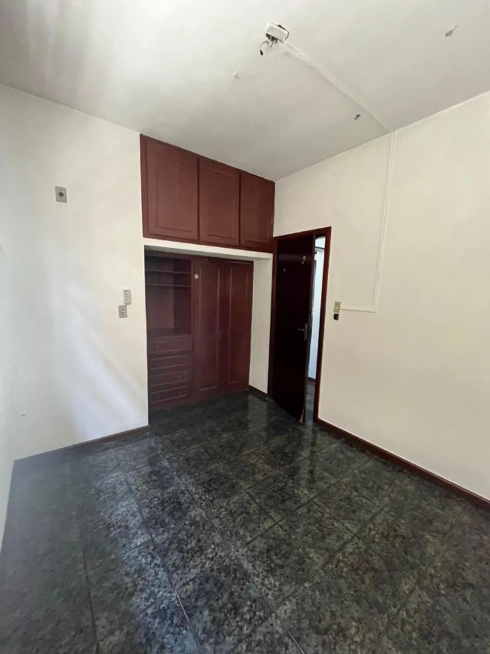 Casa ampla com 05 quartos, local Privilegiado na Curicica - Foto 5