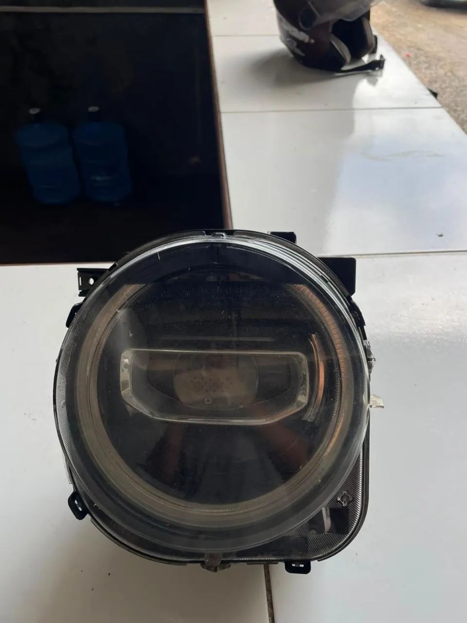 FAROL LED ESQUERDO RENEGADE 2020