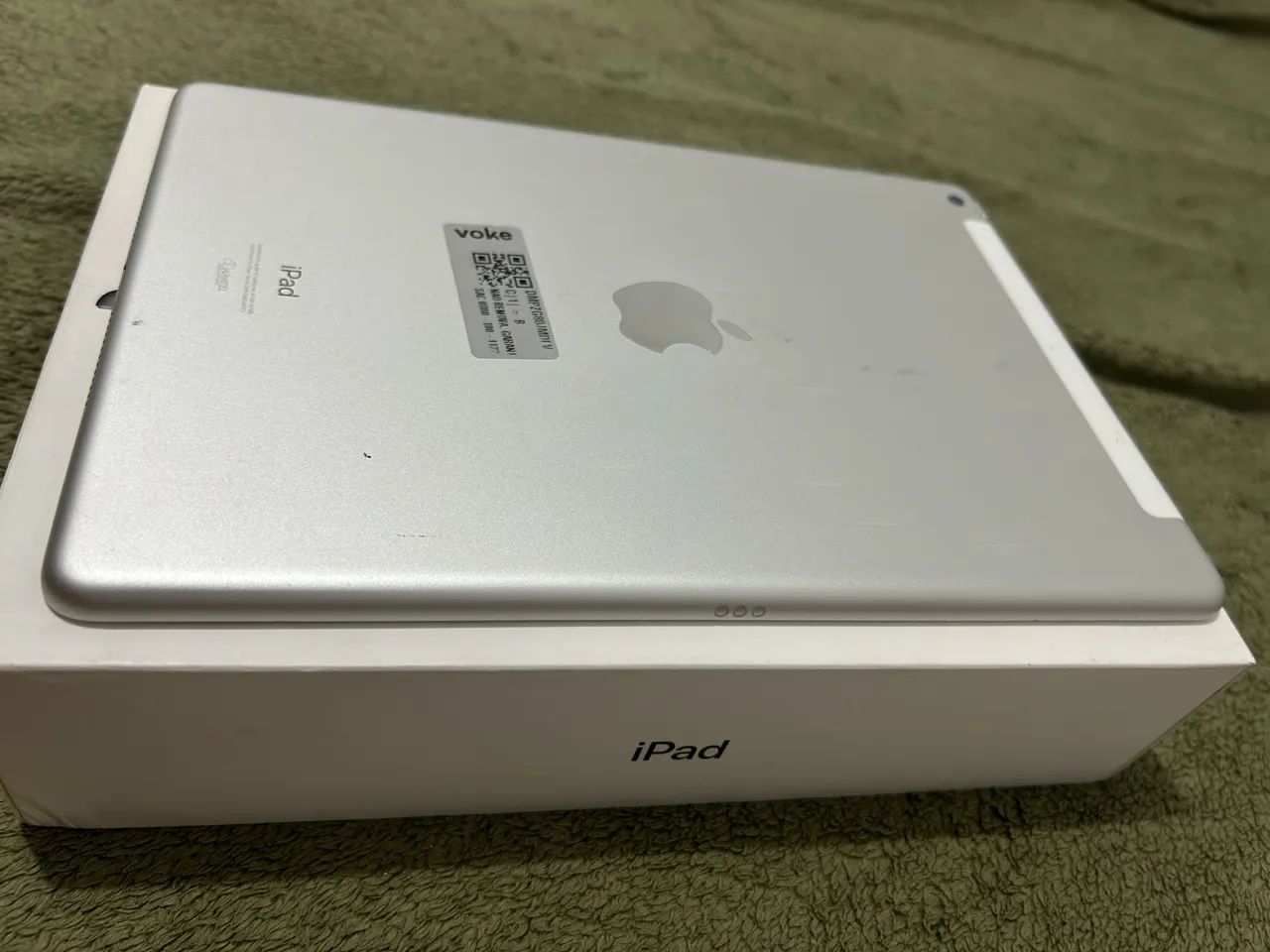 iPad 7 geração 32GB Wi-Fi mais entrada pra chip - Notebooks