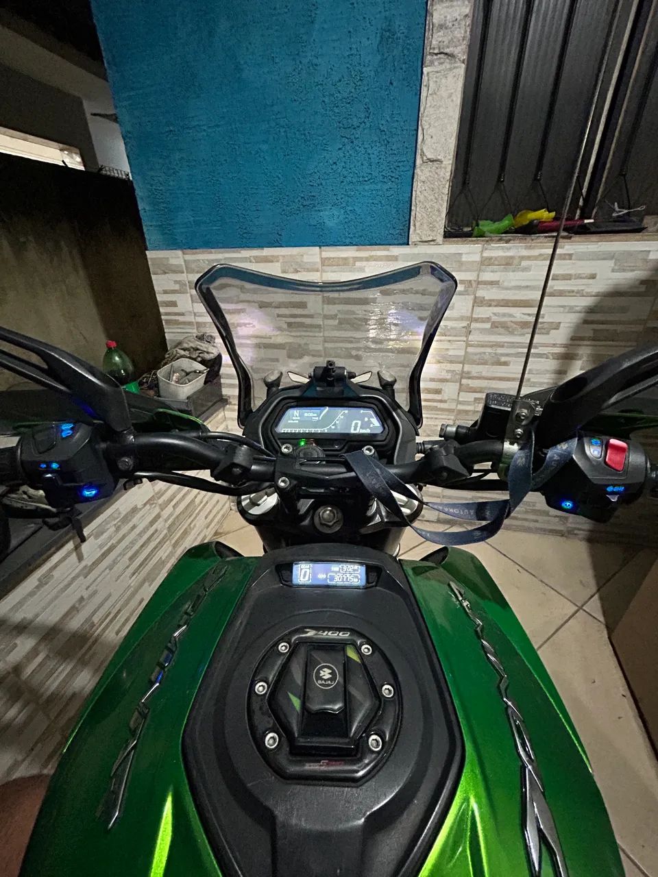 Bajaj Dominar 400 - Foto 3