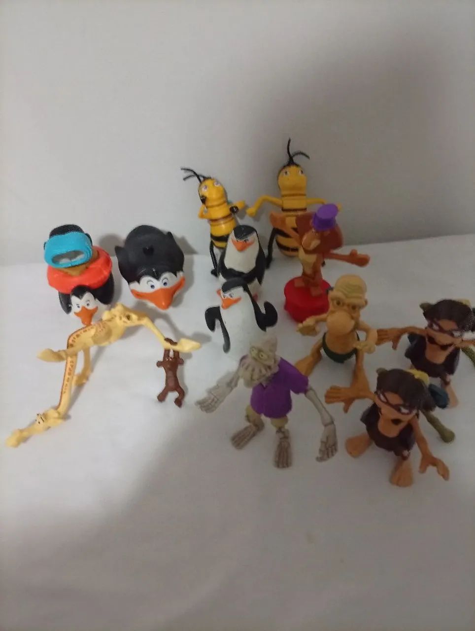 Lote Bonecos Mc Donald's Talke a Magia de Juju e outros - Foto 4