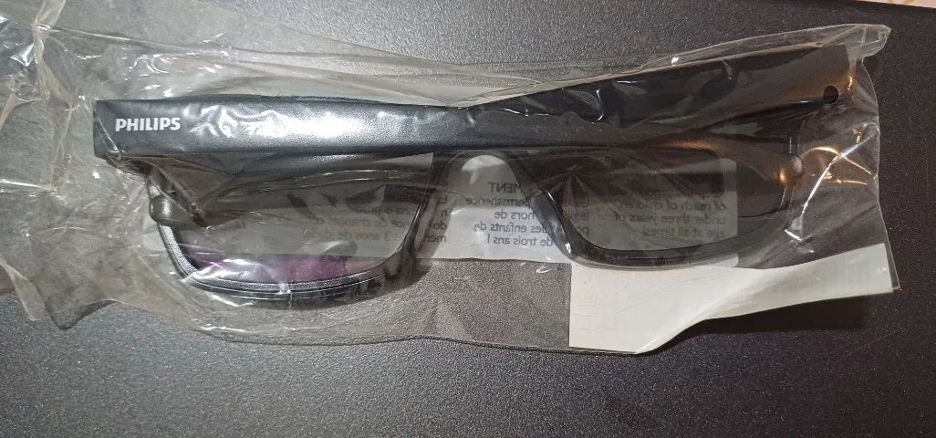 4 óculos 3D Philips NOVOS - Foto 2