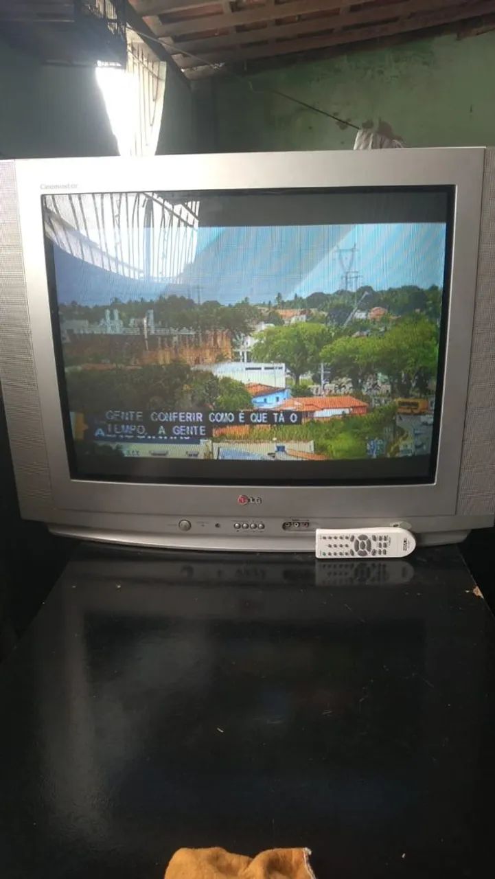Tv de tubo LG 29 polegadas com conversor.  - Foto 2
