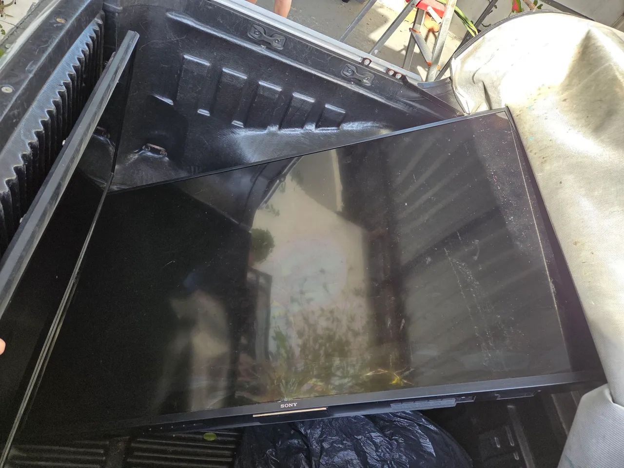 Televisão com defeito (duas, 39" e 55") - Foto 3
