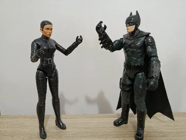 Action Figures Batman e Mulher-Gato