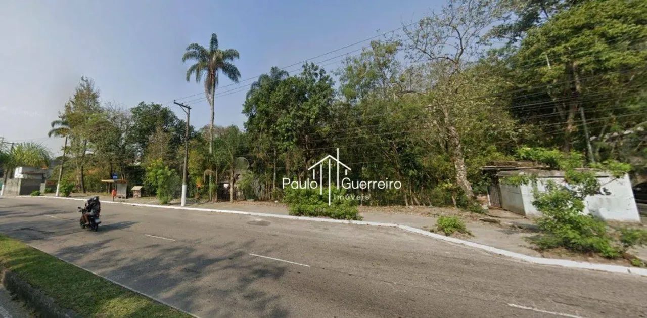 Terreno 3.000 mt² em Pendotiba