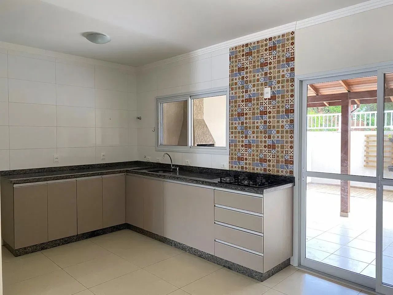 sobrado 3 quartos 300m da praia da barra da lagoa - Foto 3