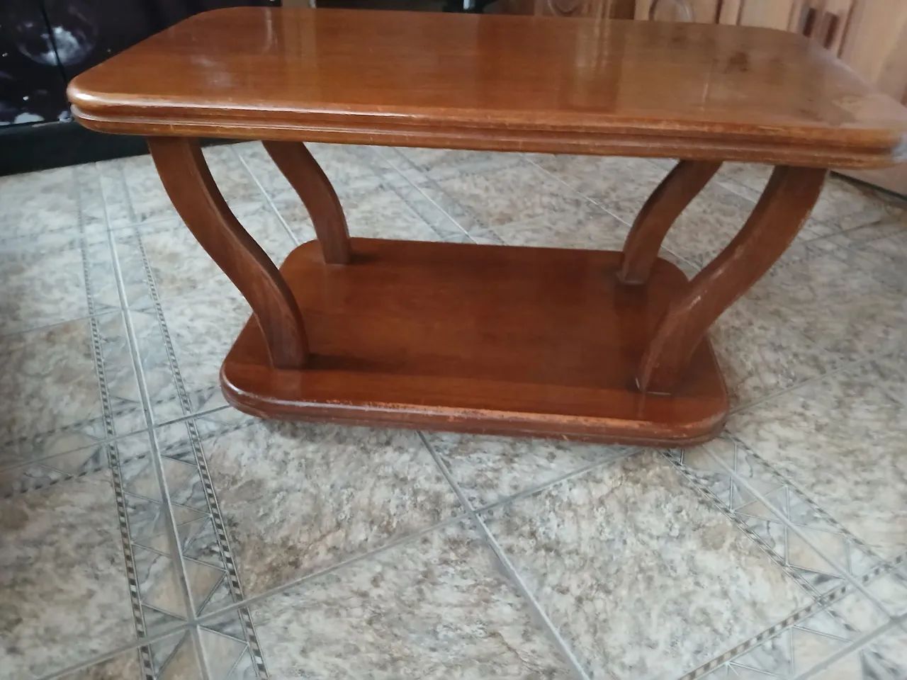 Mesa de madeira sala ou varanda  - Foto 4