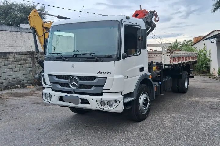 Atego 1726 - Foto 2