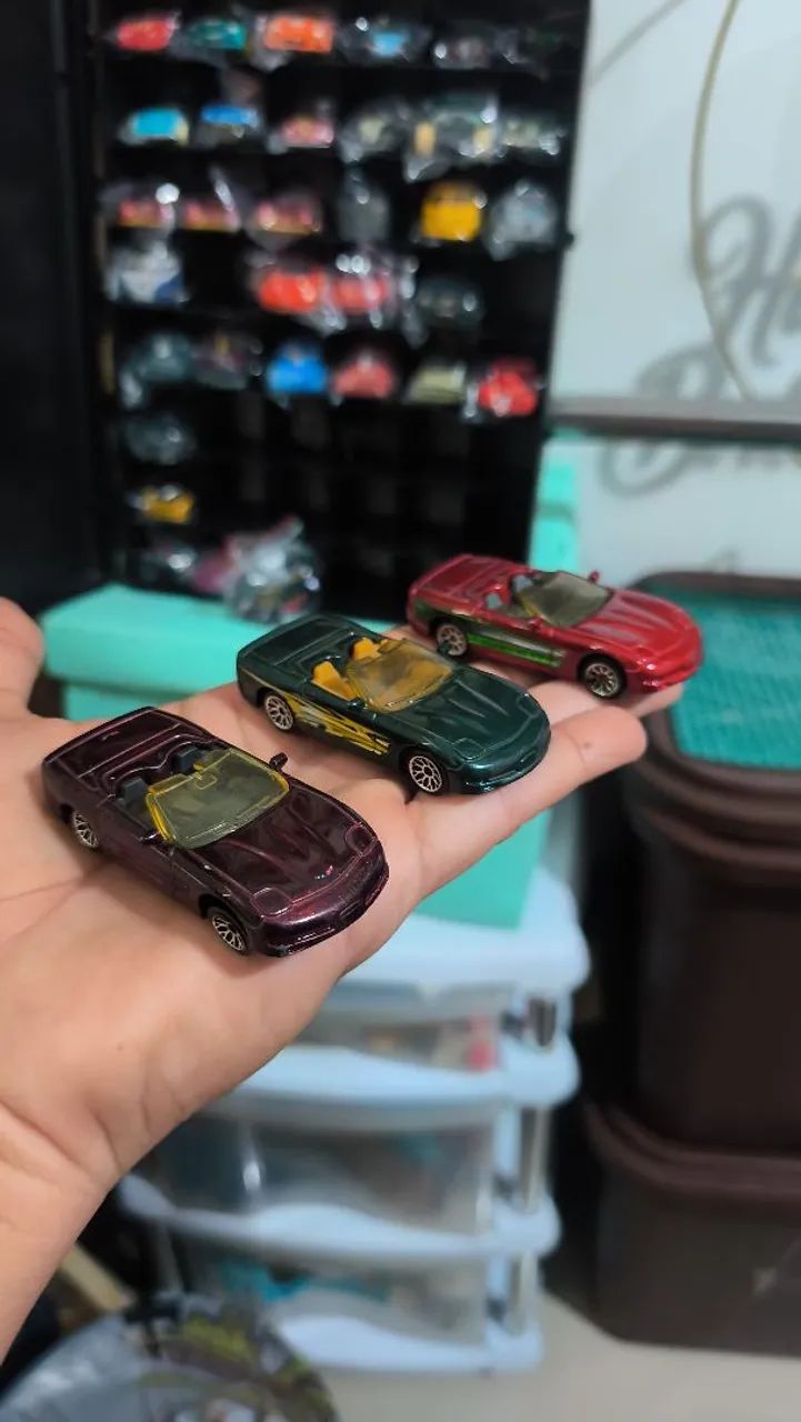 Hot Wheels lote de 8 miniaturas  - Foto 2