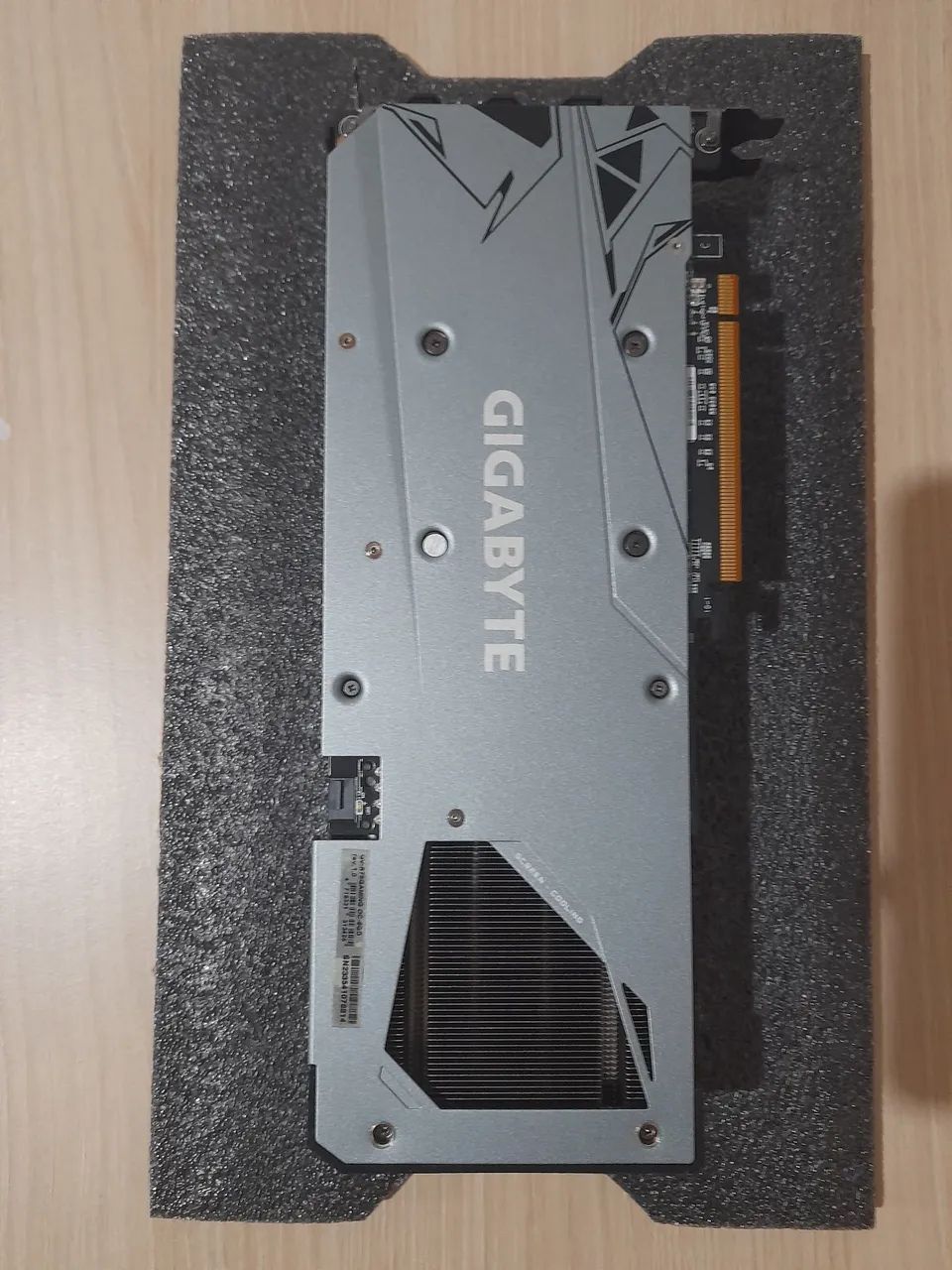 RX 7600 Gigabyte Gaming OC 8GB - Foto 3