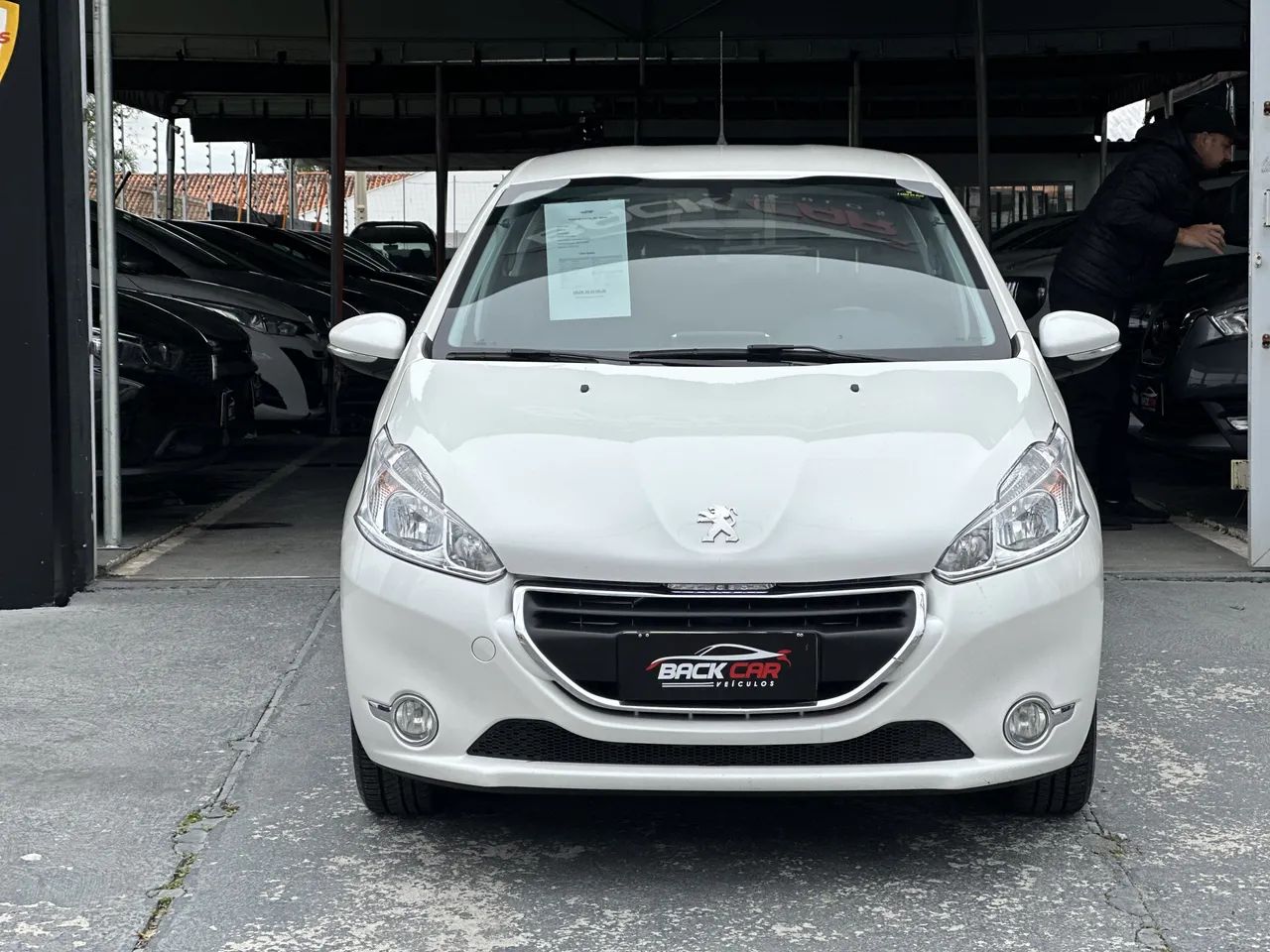 Peugeot 208 Active/active Pack 1.5 Flex 8V 5P 2014 - Foto 3