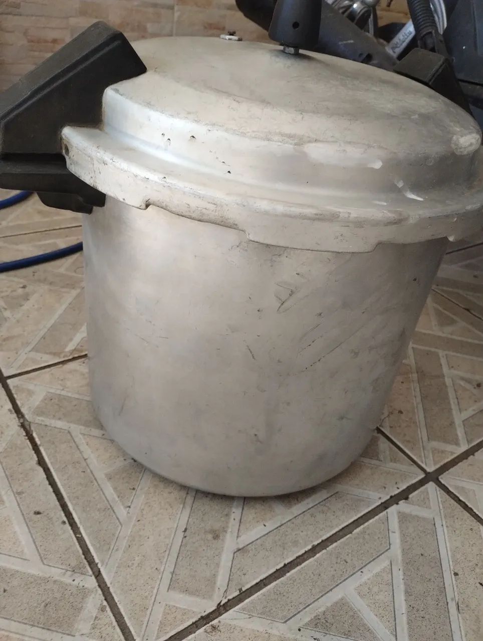 Panela de pressão industrial 20l rochedo 