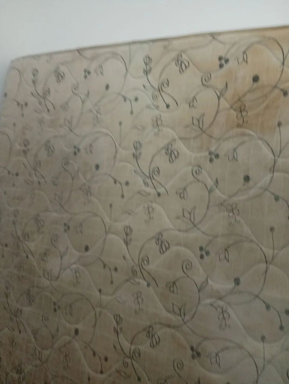 Cama de casal de madeira com colchão - Foto 4