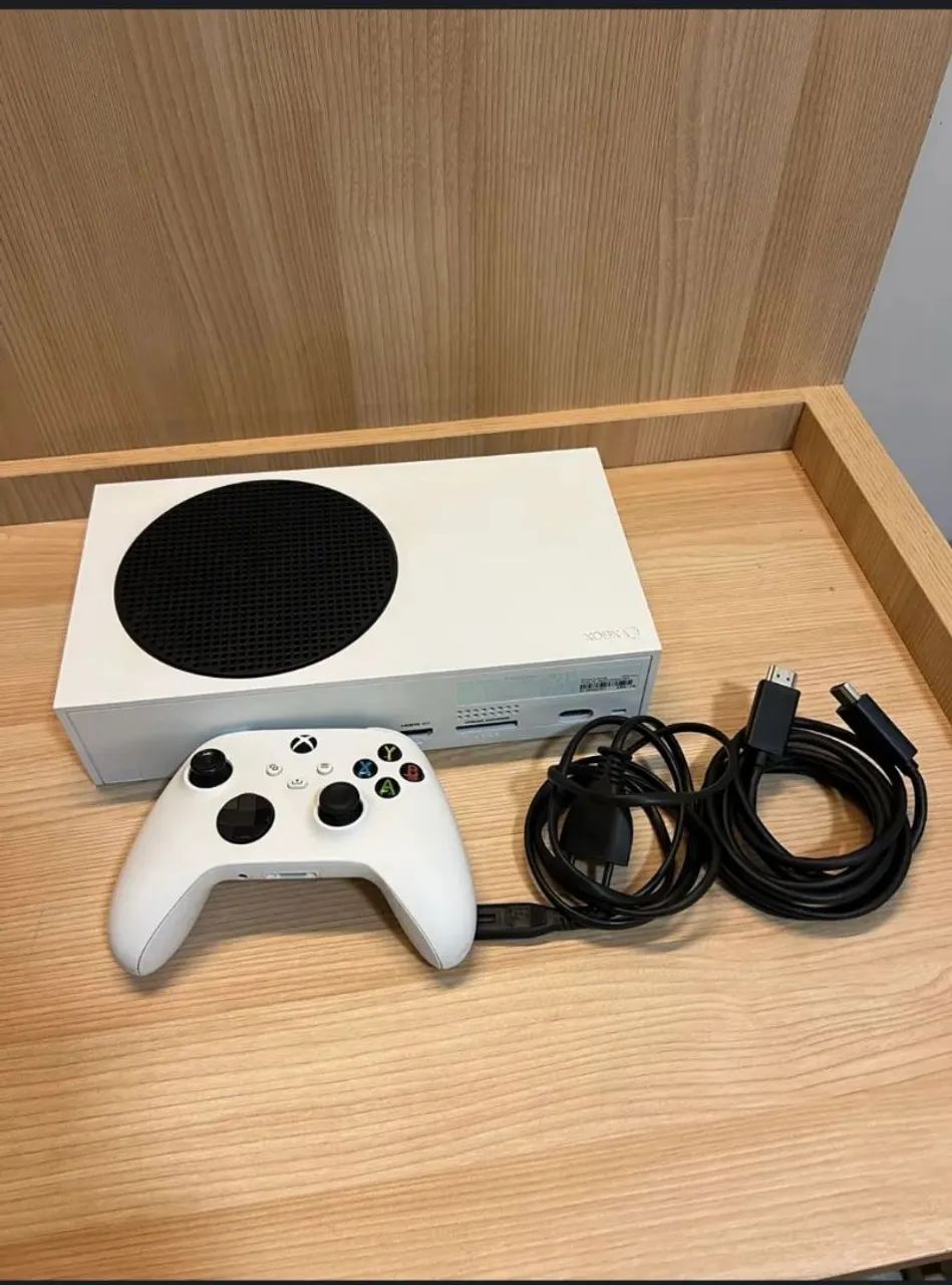 Xbox séries S + 2 controles + fone  - Foto 3
