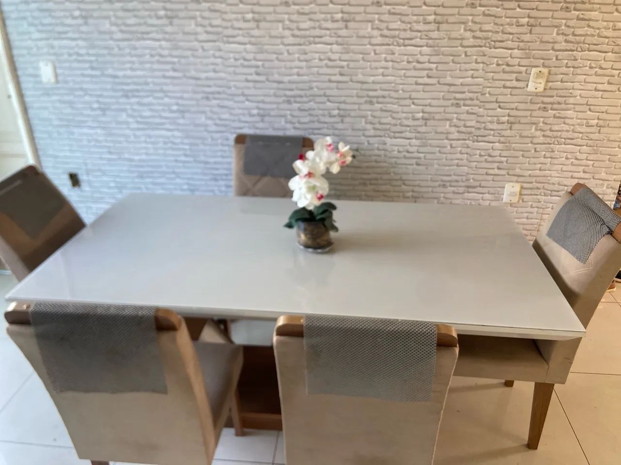 Linda mesa com 6 lugares  - Foto 4