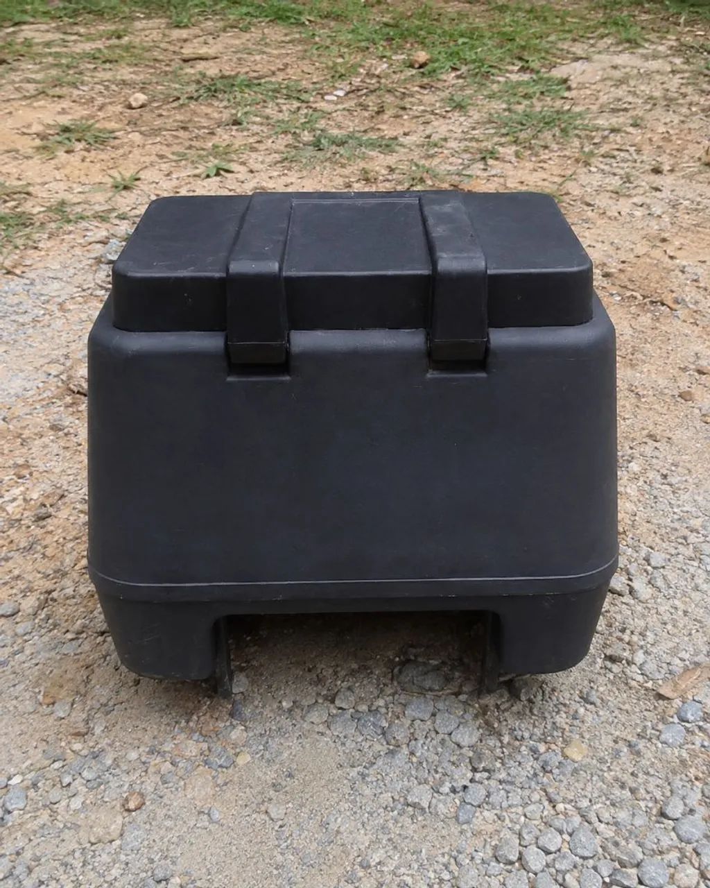 Vende -se caixa pra moto