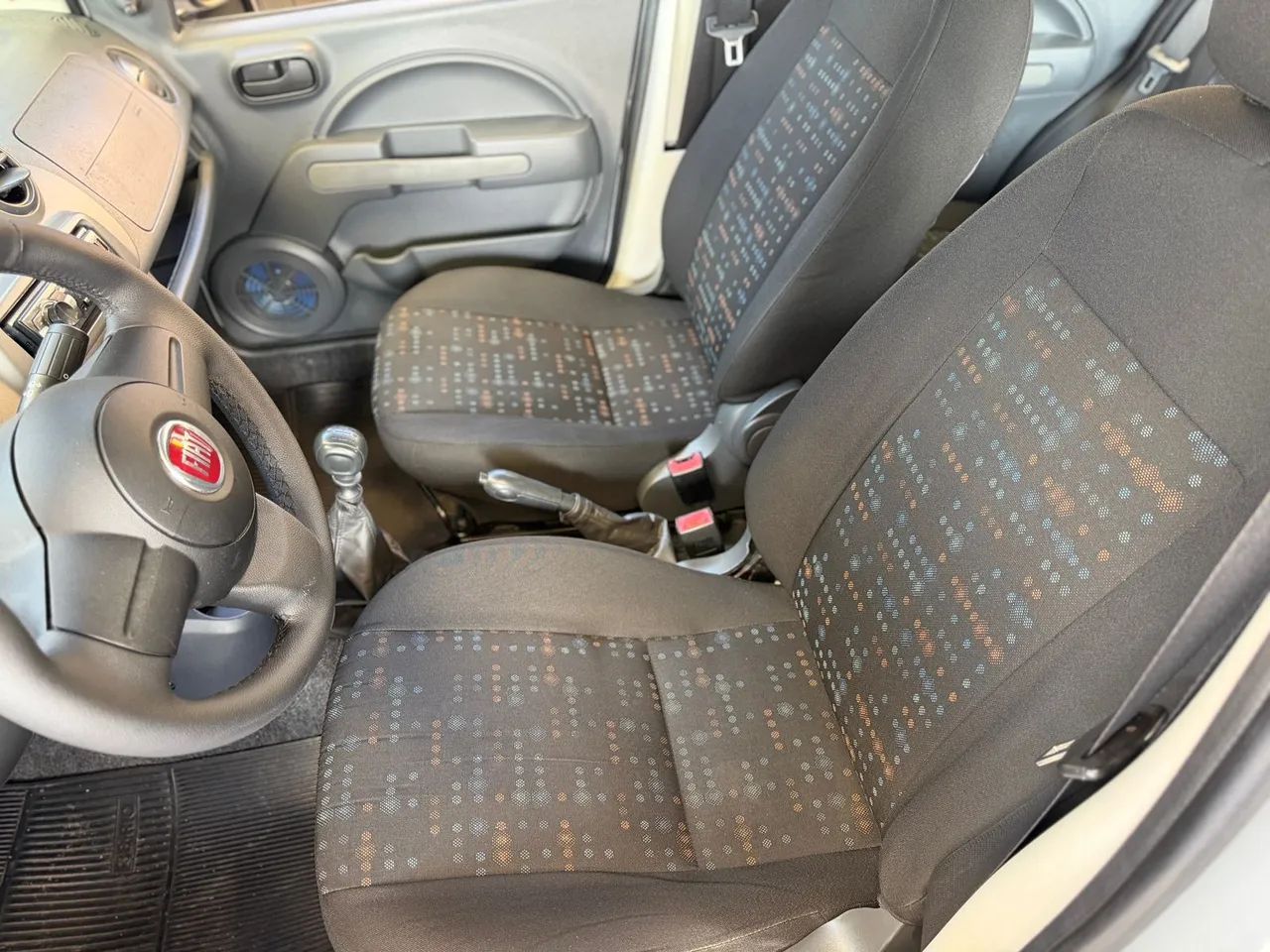 Fiat Uno VIVACE Celeb. 1.0 EVO F.Flex 8V 5p, foto 6 de 13