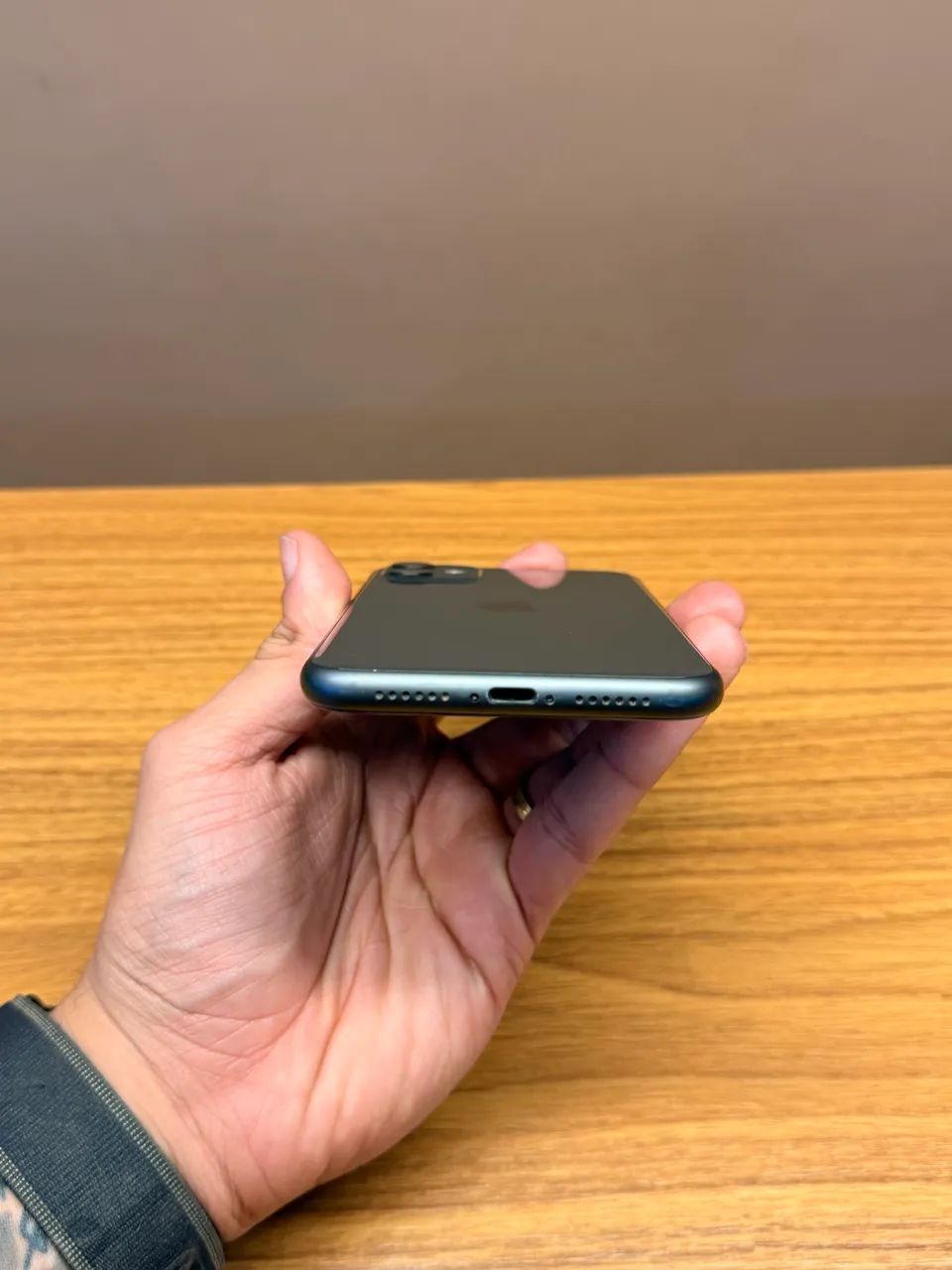 Vendo pra hoje iPhone 11 128gb todo original!  - Foto 5