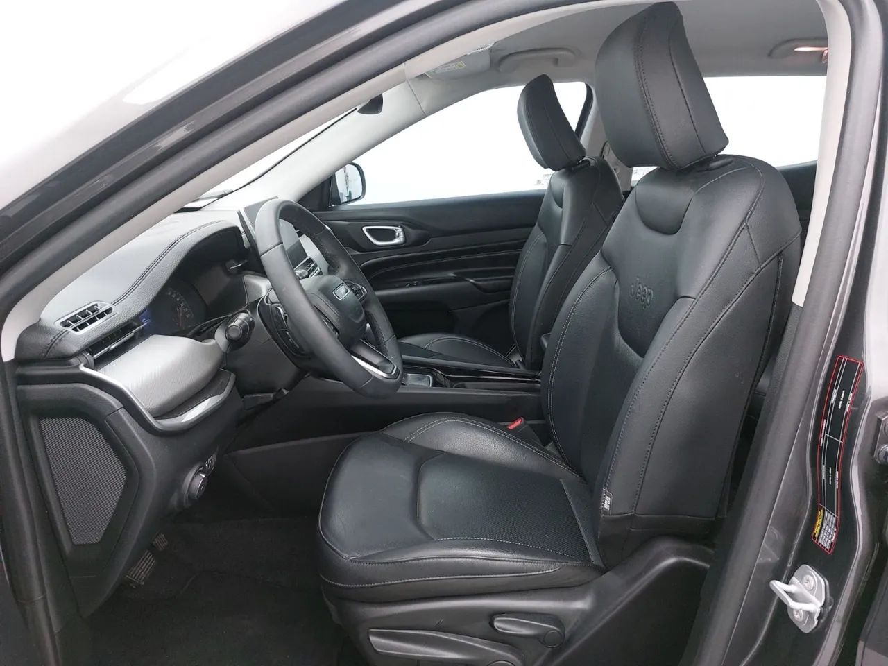 Volkswagen Nivus Highline 1.0 200 TSI Flex Aut., foto 10 de 18