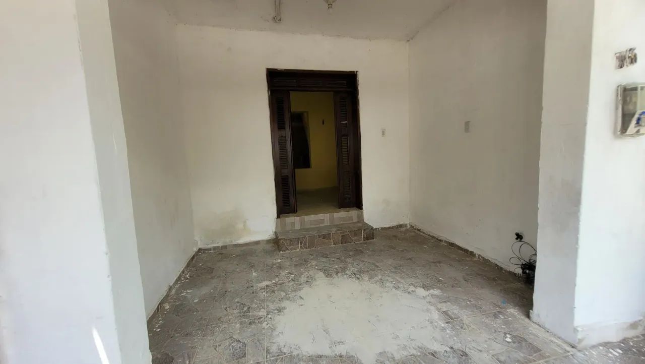 CASA DUPLEX COM 03 QUARTOS NO ANTÔNIO BEZERRA, PRÓXIMO DA AV. MISER HALL - Foto 2