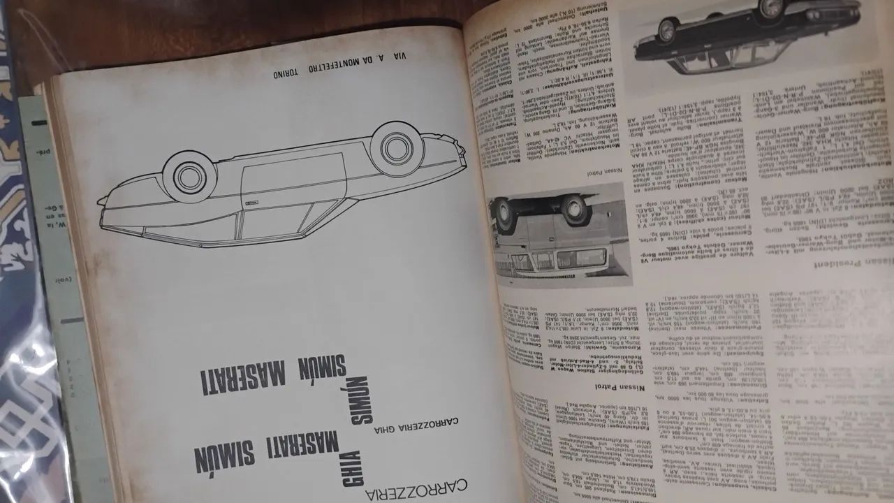 Raro livro do salão de Genebra 1969 Automobil Revue - Hobbies e