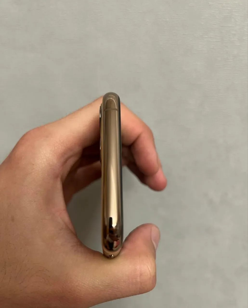 VENDO IPHONE 11 pro Dourado  - Foto 2