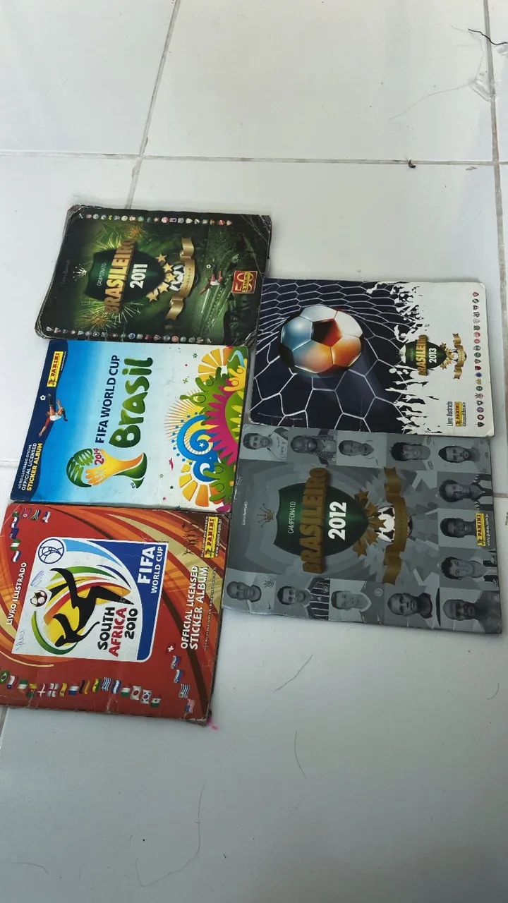 Álbuns, pôster e Fut cards completos  - Foto 3
