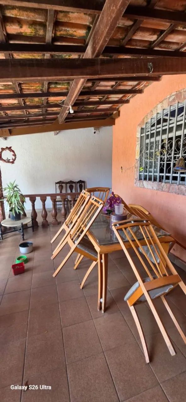 Mesa com cadeiras 