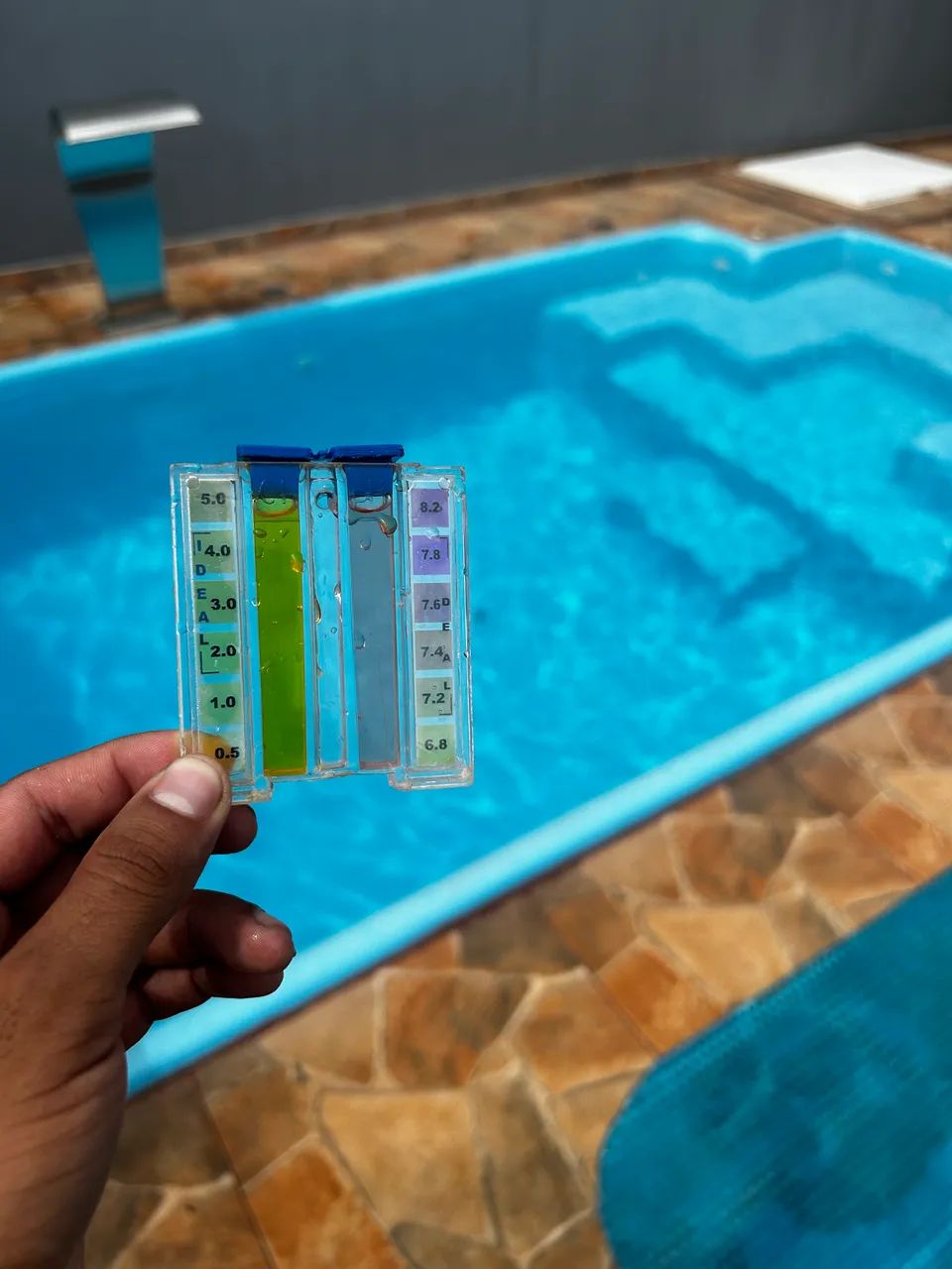 Limpeza e manutenção de piscinas  - Foto 2