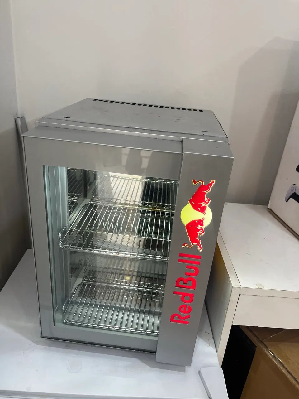 FRIGOBAR REDBULL ORIGINAL MODELO 2020 - Foto 2