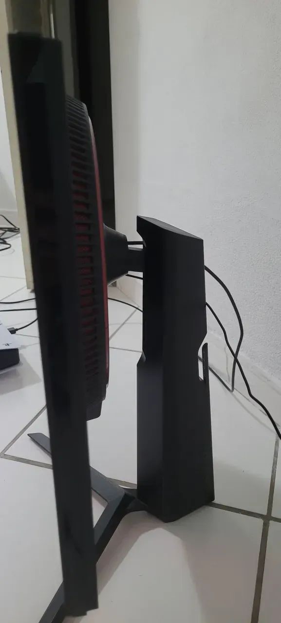 Monitor LG 27' 27GN65R-B - Foto 4