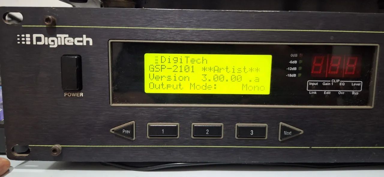 Rack/Pedaleira Digitech 2101 Artist com Control One - Instrumentos