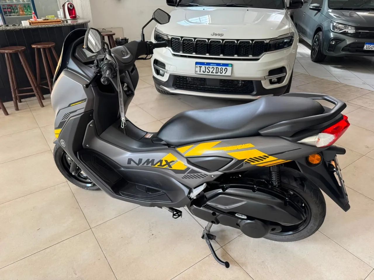 Nmax SE Cinza 2024 com 17000km - Foto 3