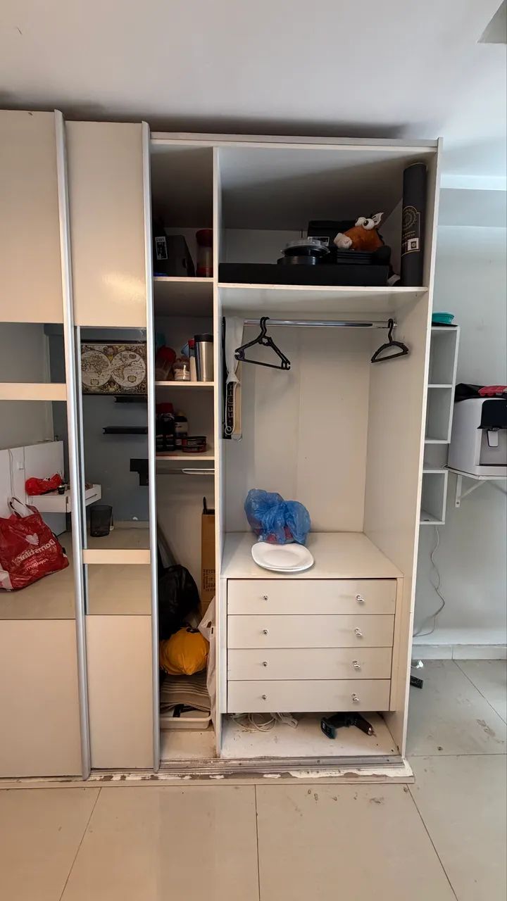 Guarda Roupa 2 portas em ótimo estado  - Foto 2