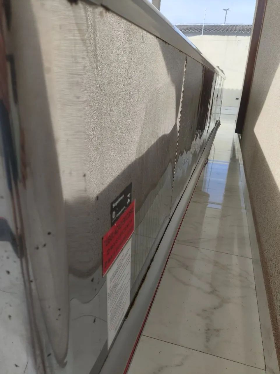 Vende-se 3 freezers e um ralador  - Foto 3