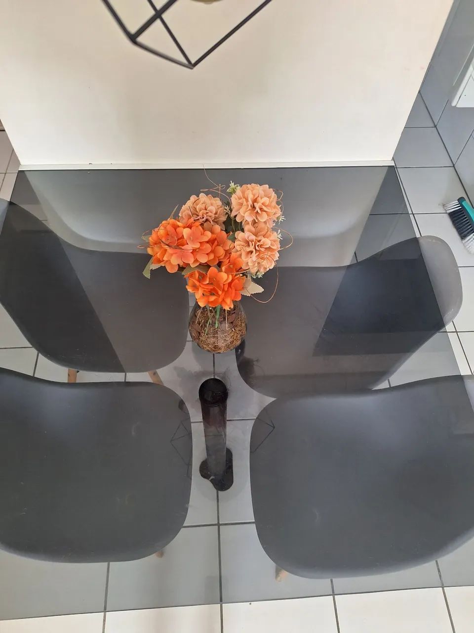Mesa de jantar de vidro
