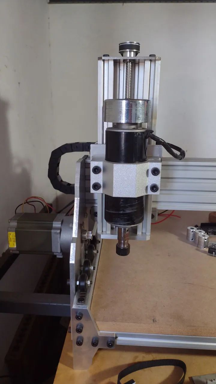 CNC router ideal para comunicação visual corte em ACM PVC expandido etc. - Foto 3