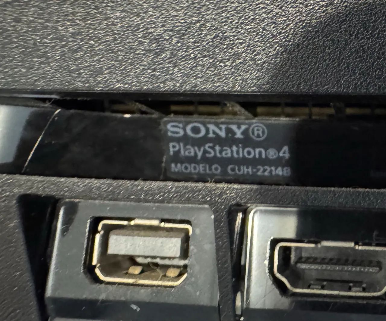 PS4 slim, 1TB - Foto 3