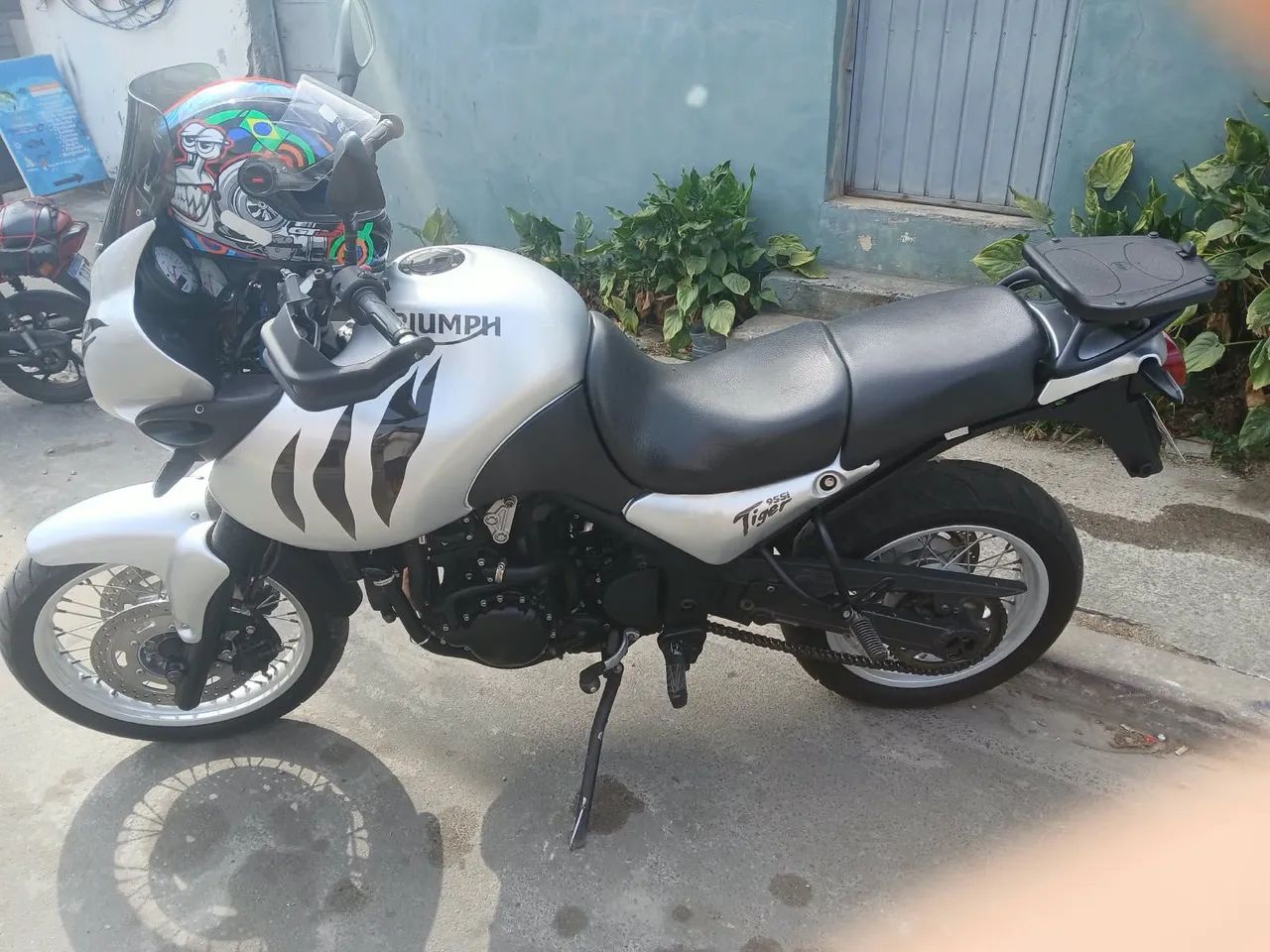 Triumph Tiger 955i - Foto 2