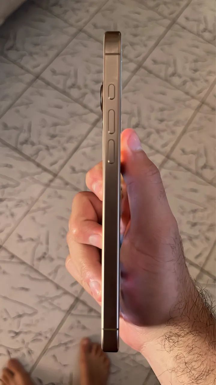 iPhone 16 Pro Max 97% bateria - Foto 2