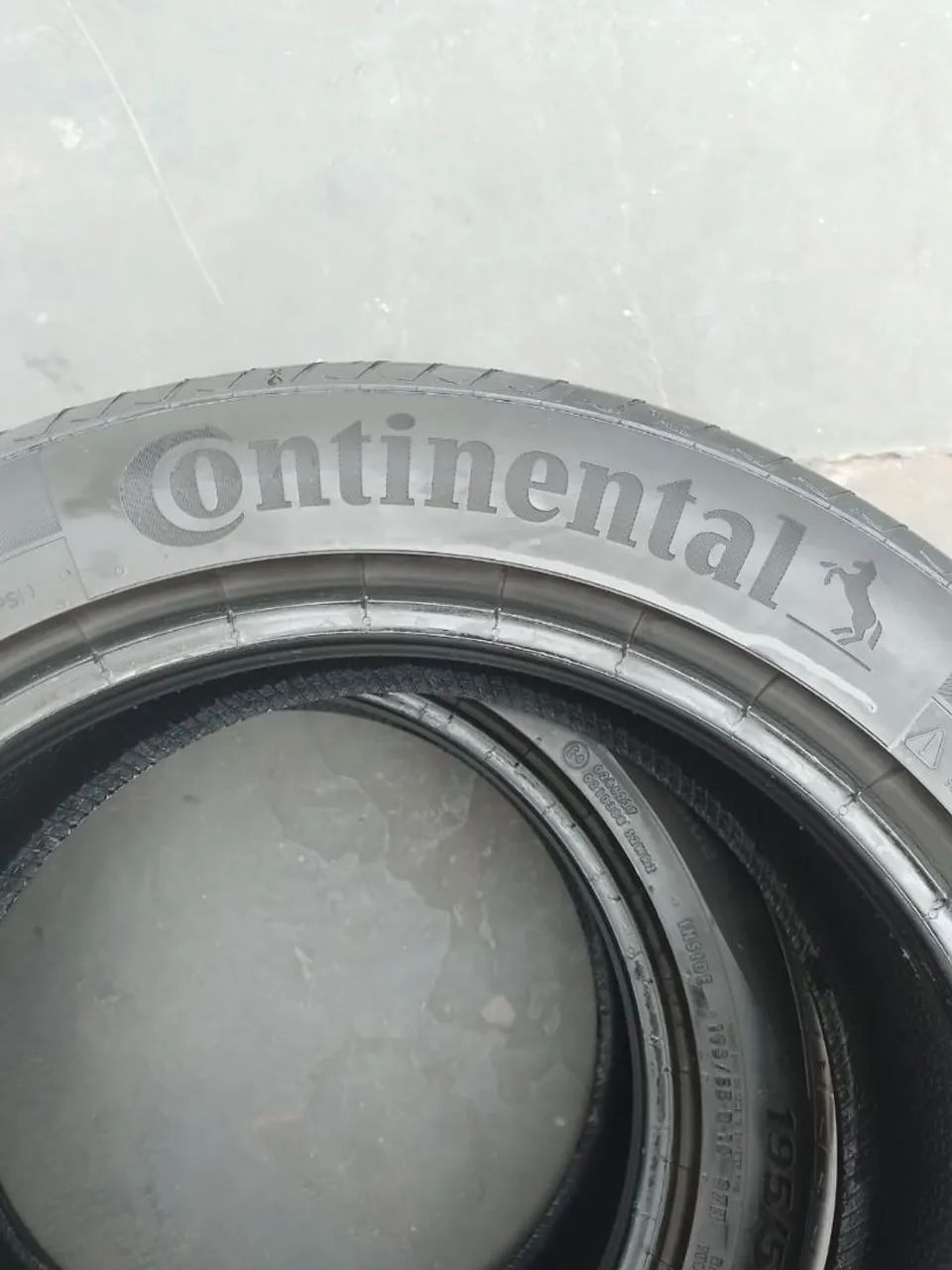 Pneus continental
