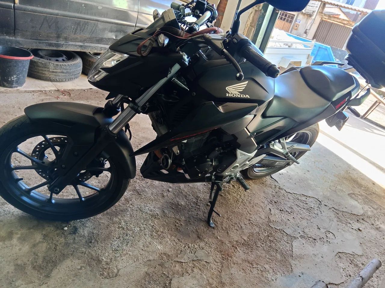 Cb300f 