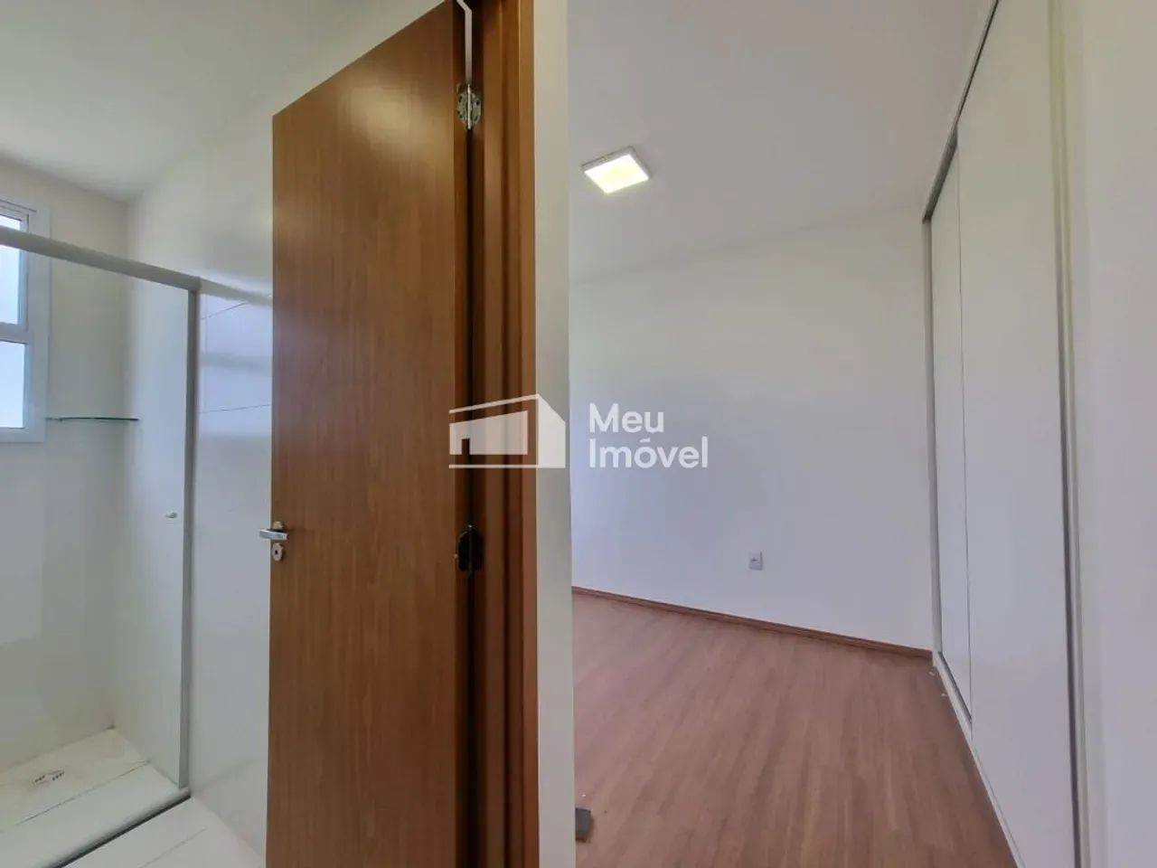 BRA22323 - Apartamento com Sacada 2 Dormitórios sendo 1 Suíte Condomínio Jardins do Parate - Foto 4