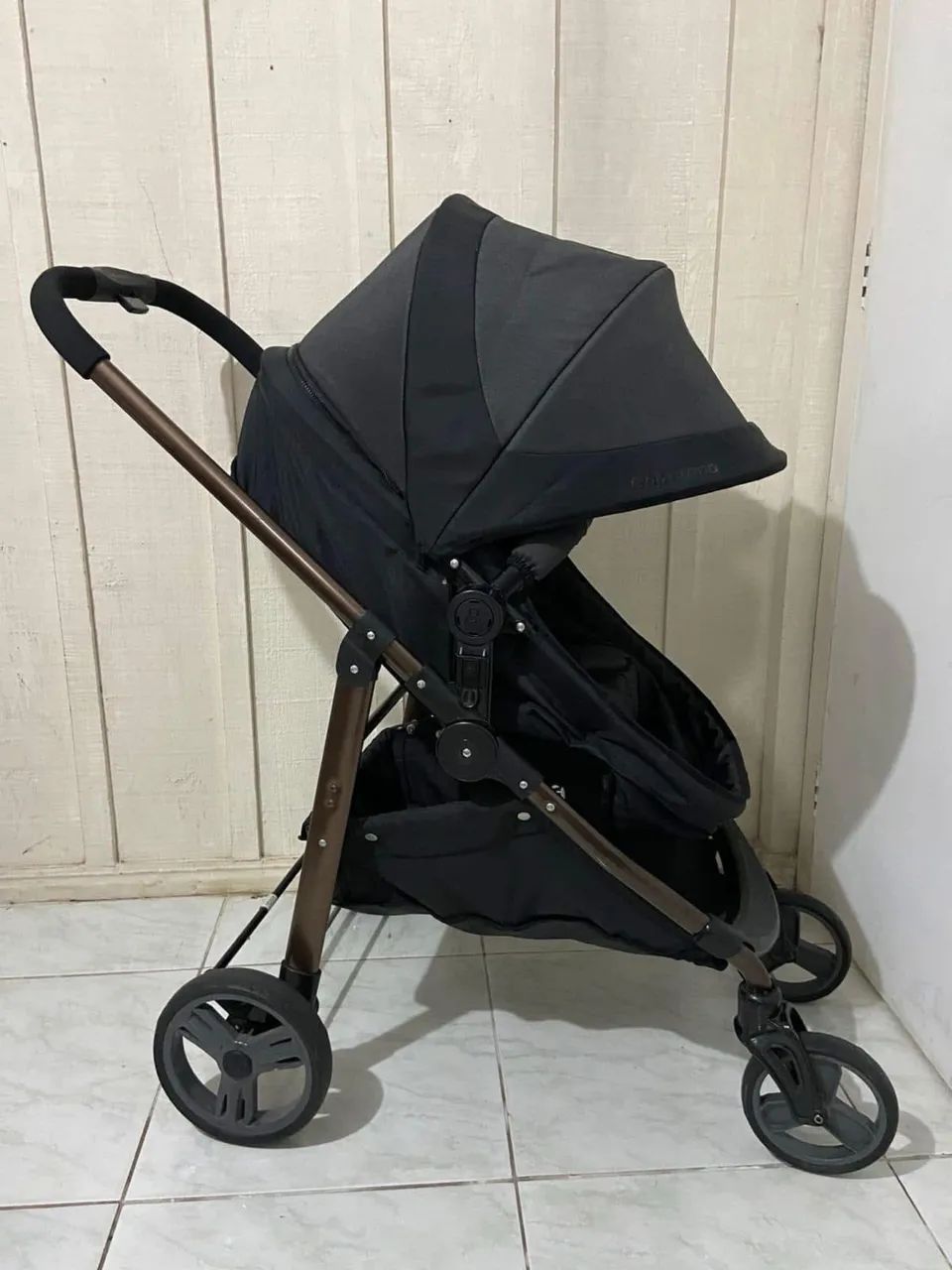 Carrinho de bebê com bebê conforto  - Foto 5