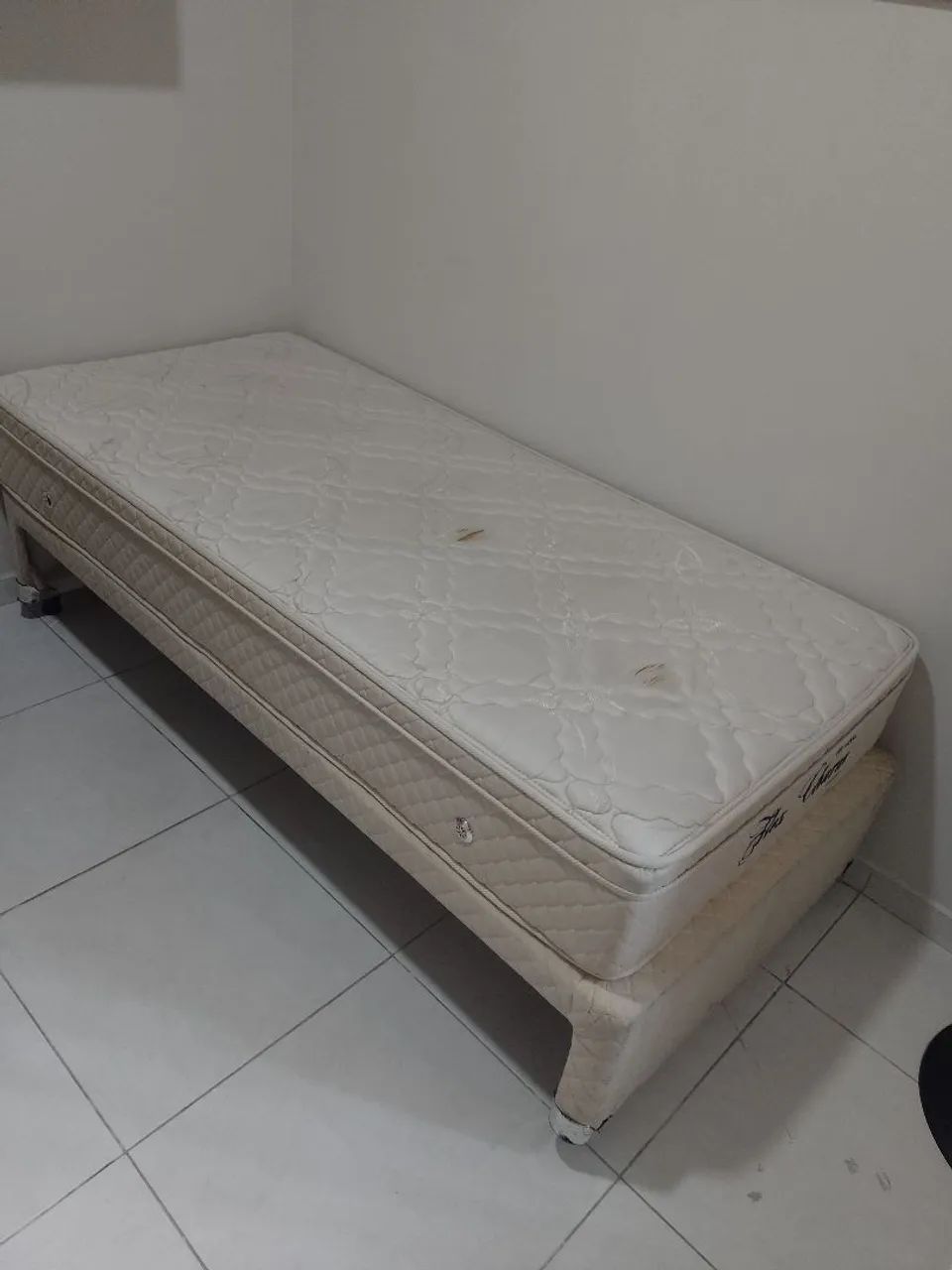 Cama com colchão  - Foto 3