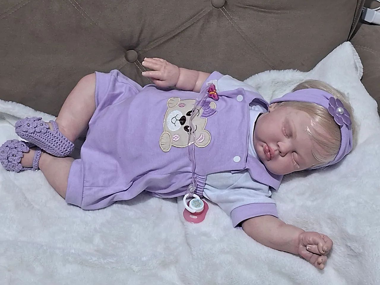 Bebê Reborn Pickle 60 cm - Foto 4