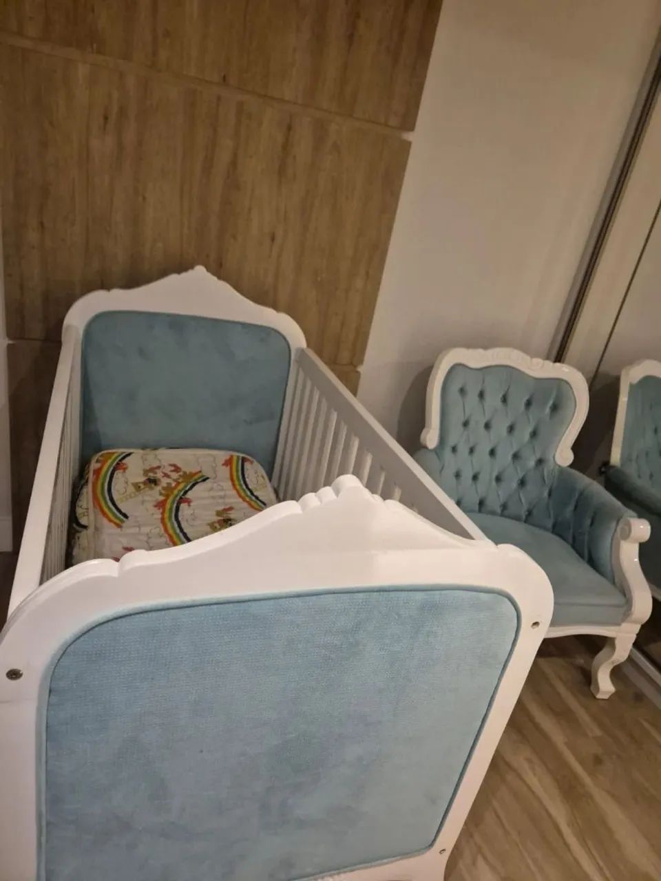 BERÇO E SOFÁ  - Foto 5