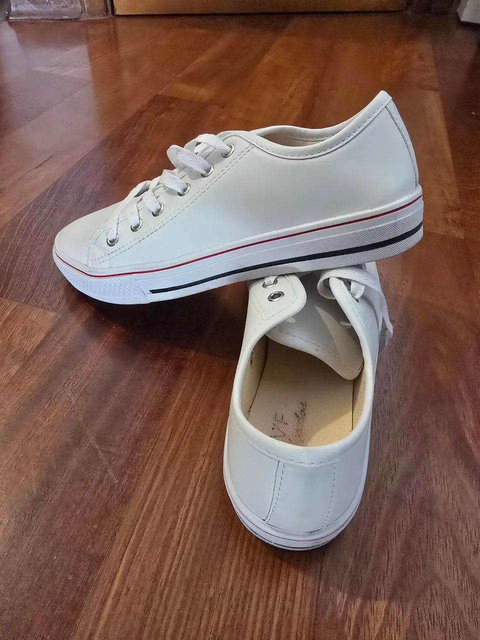 TÊNIS BRANCO CASUAL