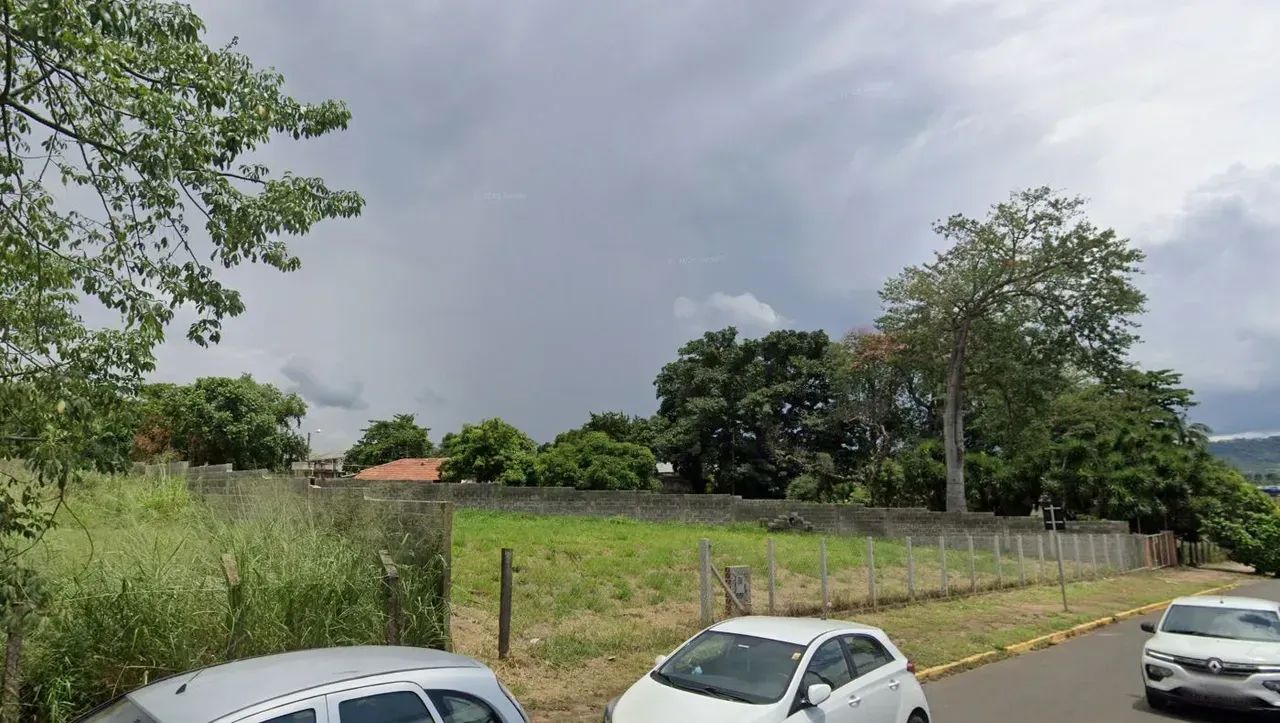 Terreno com 2.496m² Avenida - Pirassununga, SP - Foto 4